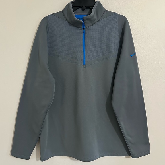Nike Golf Dri-FIT Hypervis 1/2-Zip Pullover - Picture 3 of 13